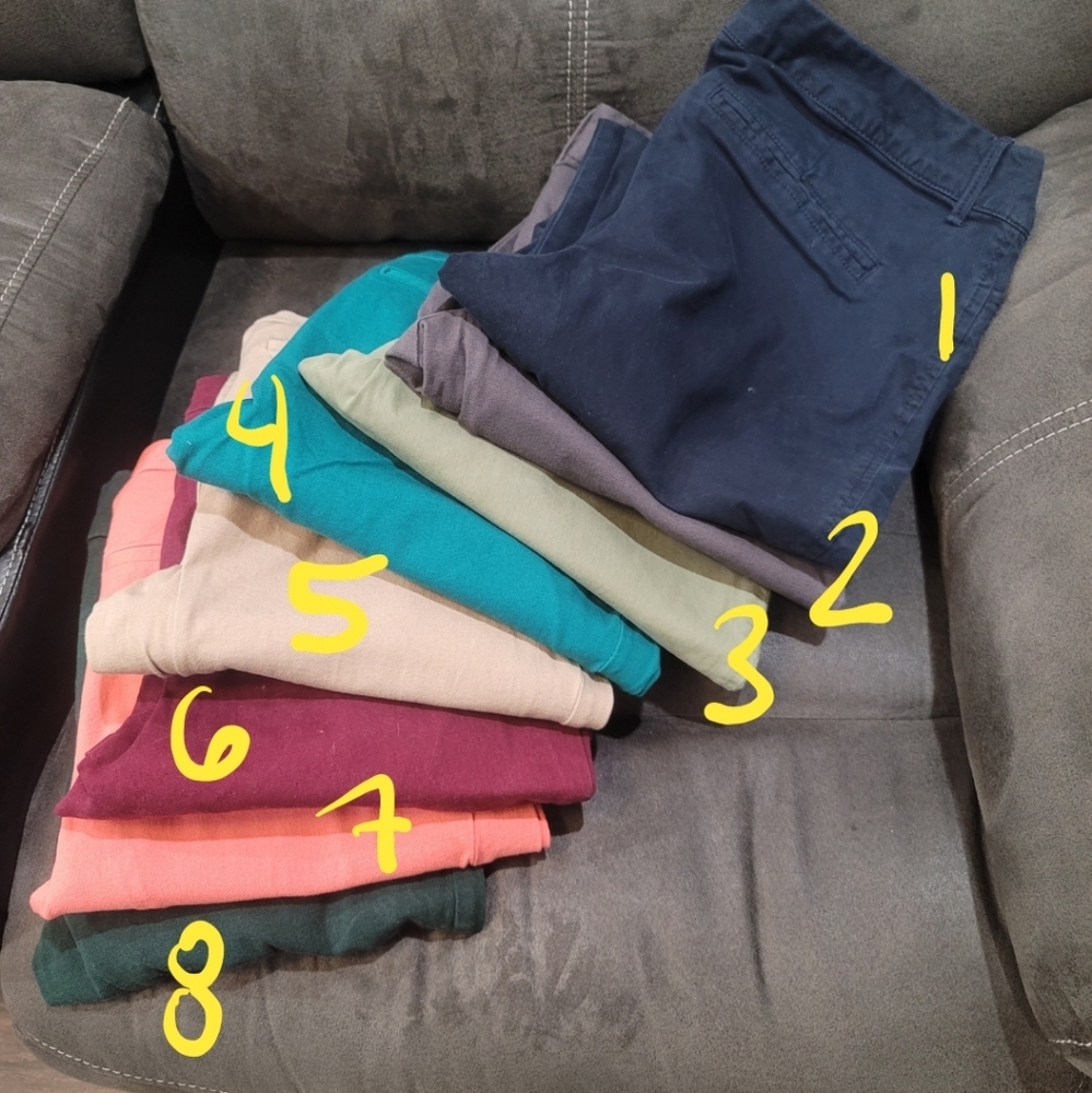 ‼️SOLD‼️ Bundle of Ankle Work Pants (8 pairs total)